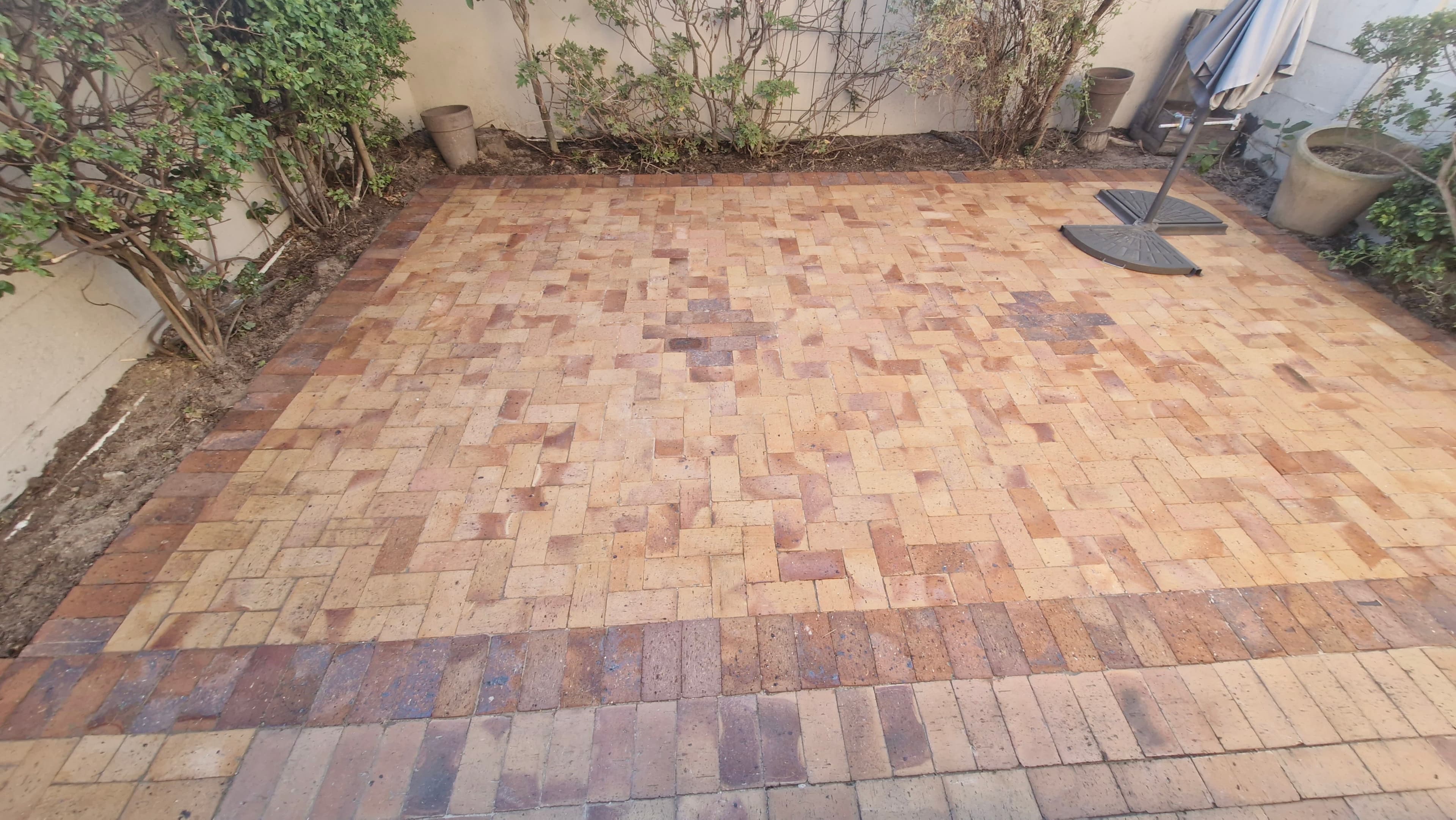 Precision paving installation Cape Peninsula — Econo Projects