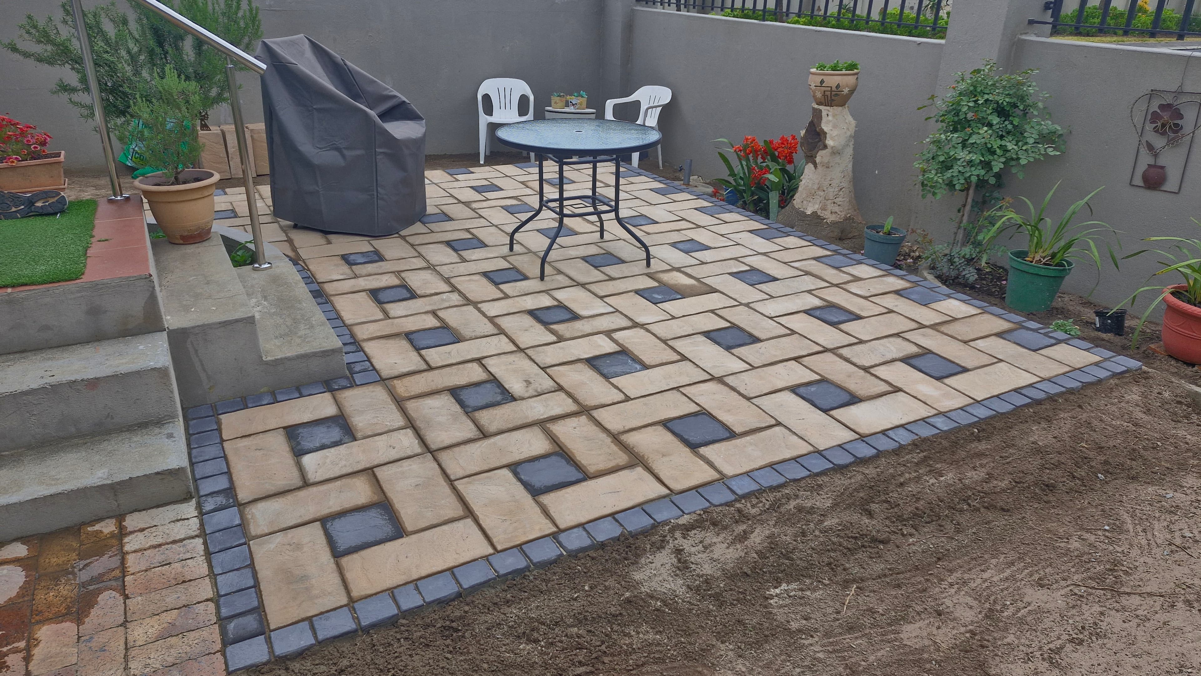 Precision paving installation Cape Peninsula — Econo Projects