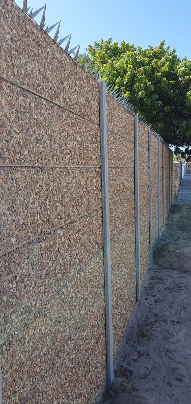Vibracrete wall installation Cape Peninsula — Econo Projects